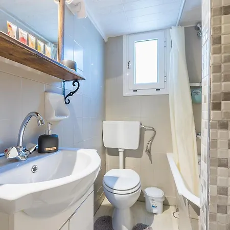 Lovely 1 Bedroom Apartment In Atény Exteriér fotografie